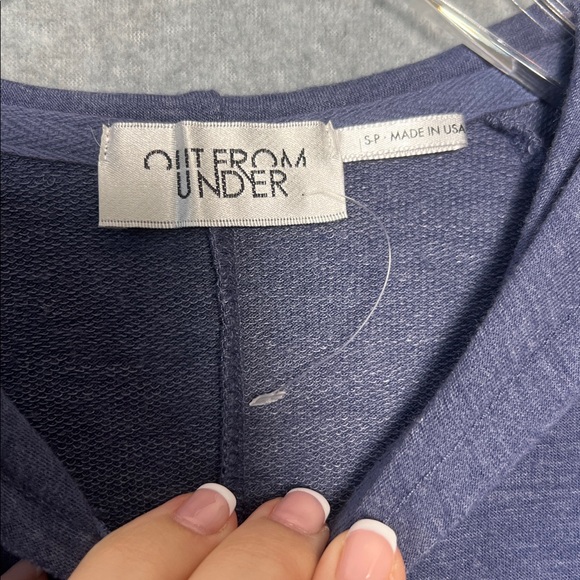 Urban Outfitters Out From Under Slouchy sweatshirt - Picture 5 of 5